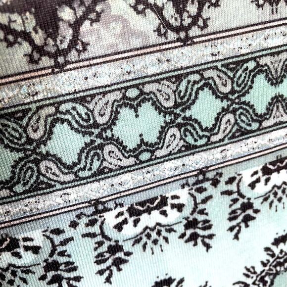 One World Teal Embellished Print Round Neck & Hem line 3/4 Sleeve Pullover Top L - Picture 5 of 6